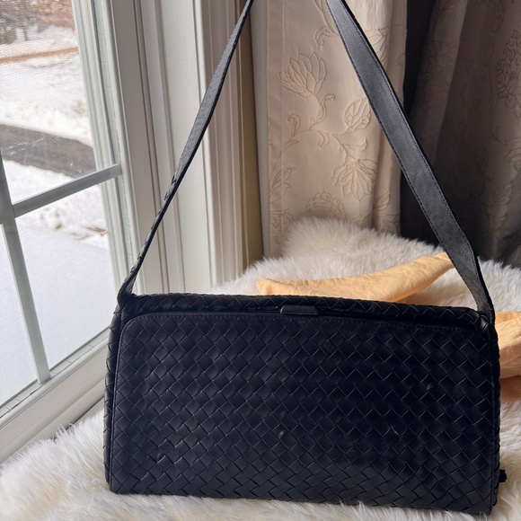 Authentic bottega veneta bag - Picture 1 of 6